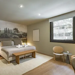 https://ola-living-hostal-diagonal.topbarcelonahotels.com
